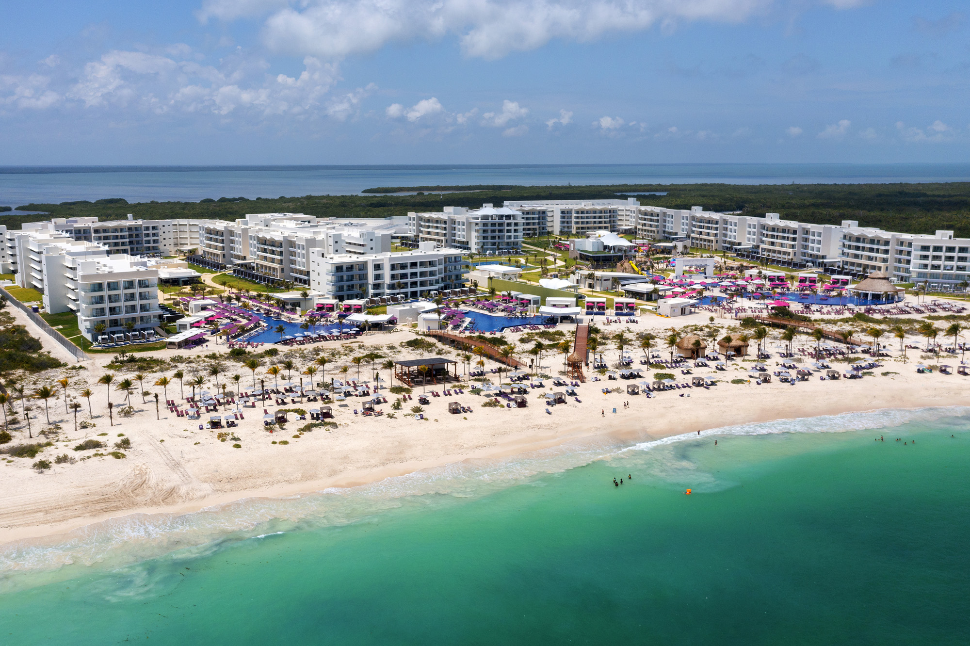 Planet Hollywood Cancún Adult Scene